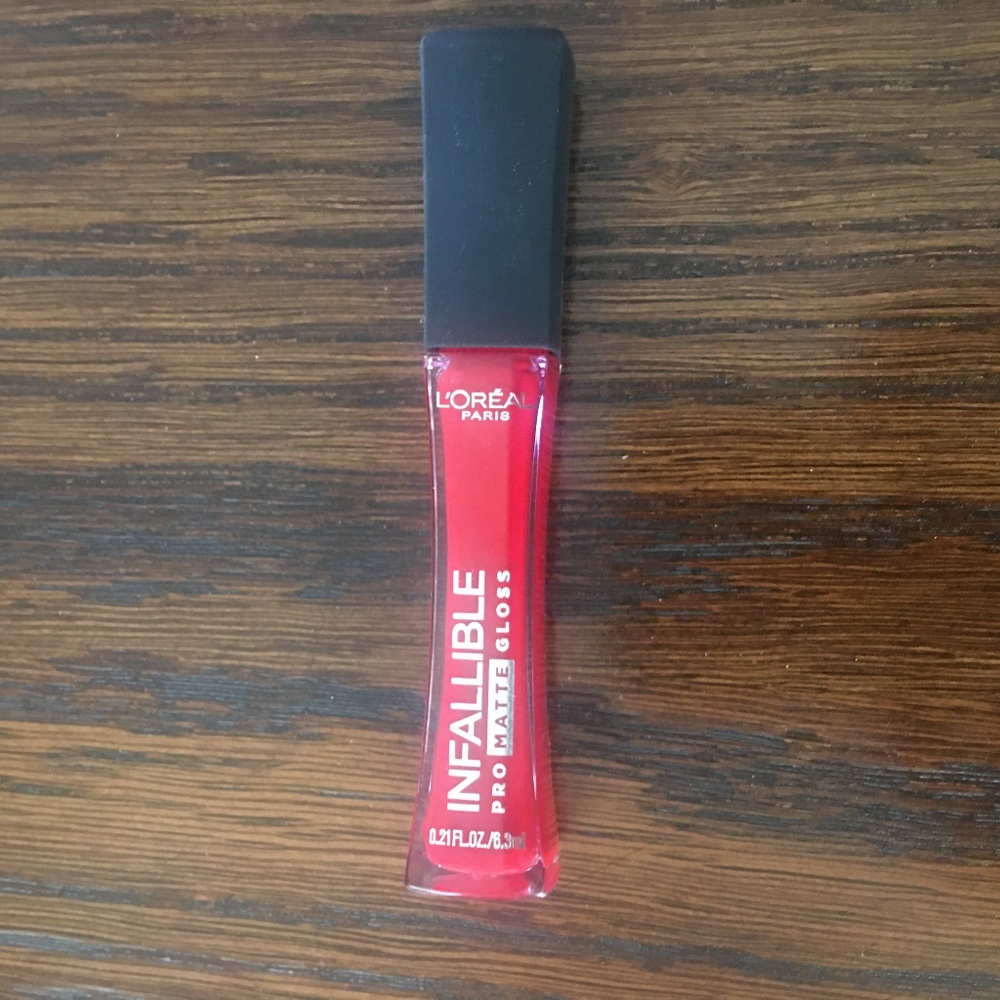 Loreal Pro Matte Gloss